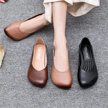 2023 נשים פשוט עגול שטוח הבוהן נעליים מזדמנים נעלי עור רדוד הפה Slip-on נוח רך מדי יום פראי בנות עצלן