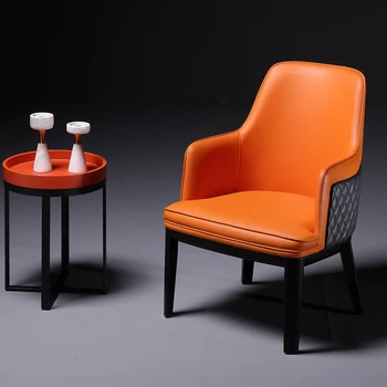 משק פנאי הכיסא וילה יוקרתית במלון האוכל כיסא דגם מעצב חדר הסלון יחיד כסא עץ מלא כיסא עור