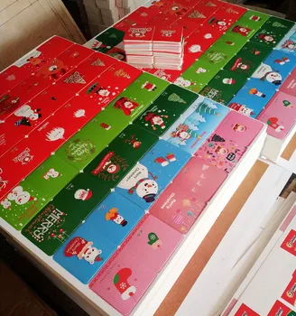 משלוח חינם 50Pcs מיני חג שמח מרובע מתקפל כרטיס חג המולד שנה החדשה גלויה ברכה שלג דישון DIY ילדים 8*7 סנטימטר