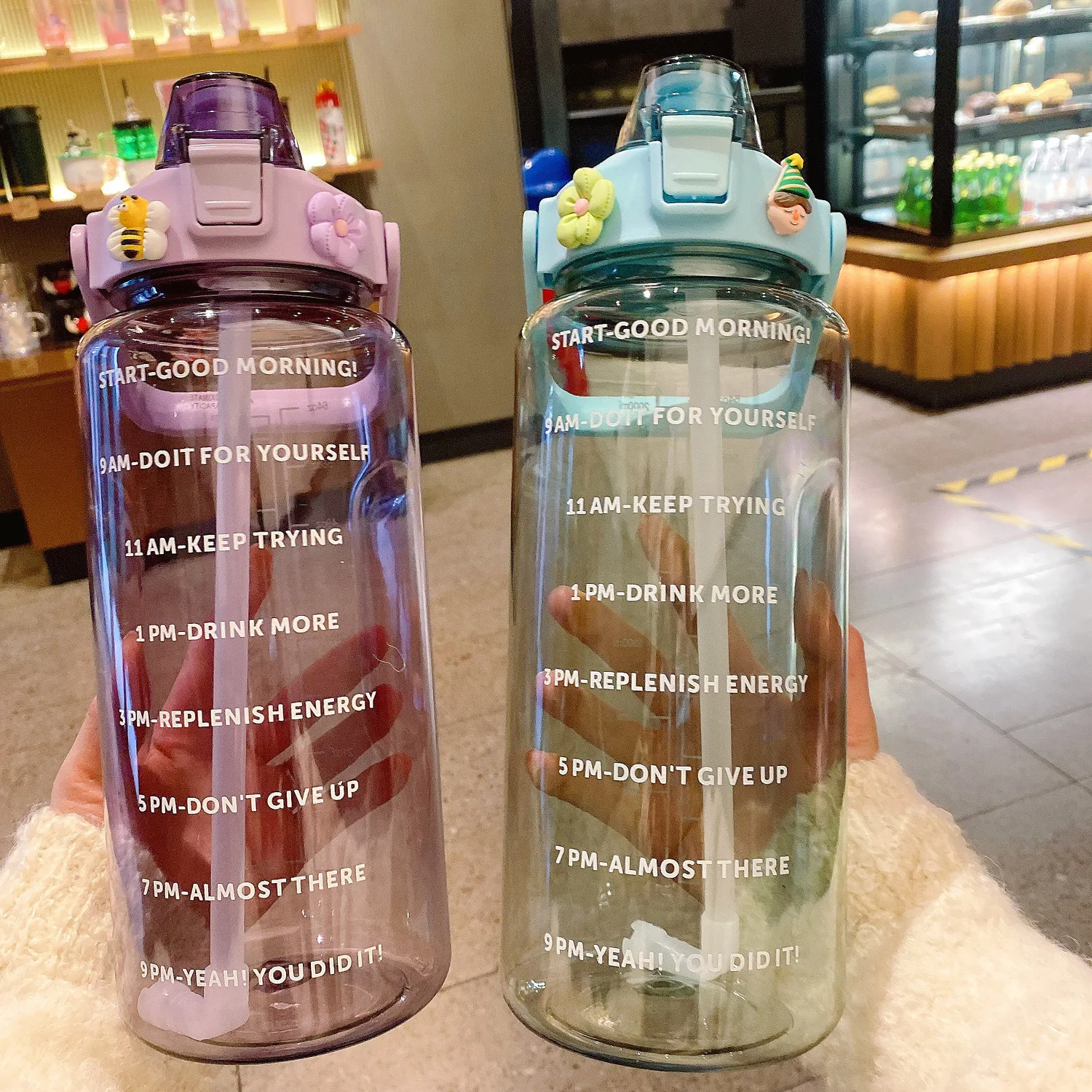 2000ml סופר קיבולת מים קומקום נייד ידית פלסטיק שקוף קש בקבוק מים חיצוני ספורט סיימתי כוס מים - 0
