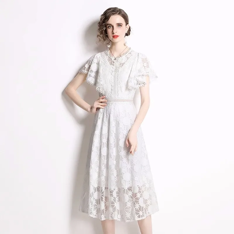 הקיץ יוקרה חדש שרוול פרפר לבן תחרה שמלות Midi עבור נשים ו-צווארון מעצב חלול החוצה רקמה אופנה שמלה - 2
