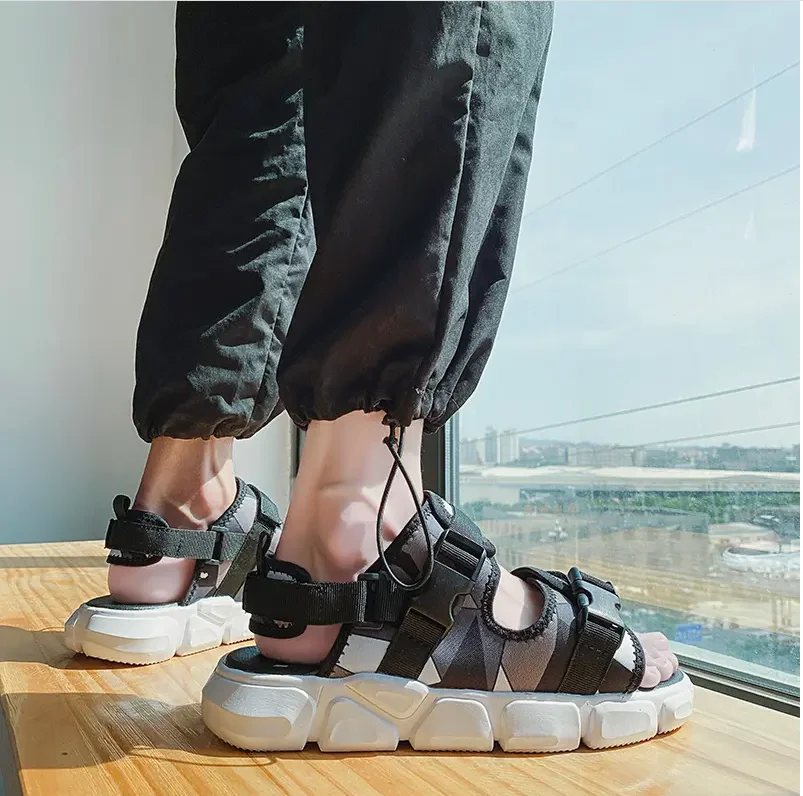 גברים סנדלים נעלי ספורט אופנה, Mens מקרית נעלי ספורט סנדלים החלקה פלטפורמה מעצב נעלי בית חדש מותג סנדלים 2021 חדש - 2