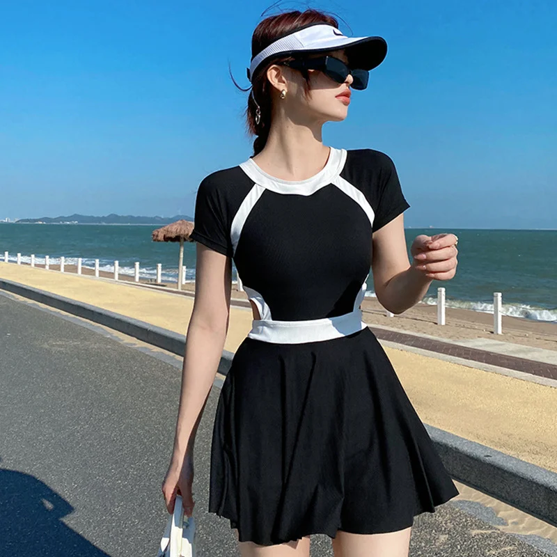 אחד פיסת חוף ללבוש אסיה חדשים גדולים של נשים מוצק חצאית בסגנון שמרני ללא משענת בחזה שרוול קצר המעיין בגדי ים - 4